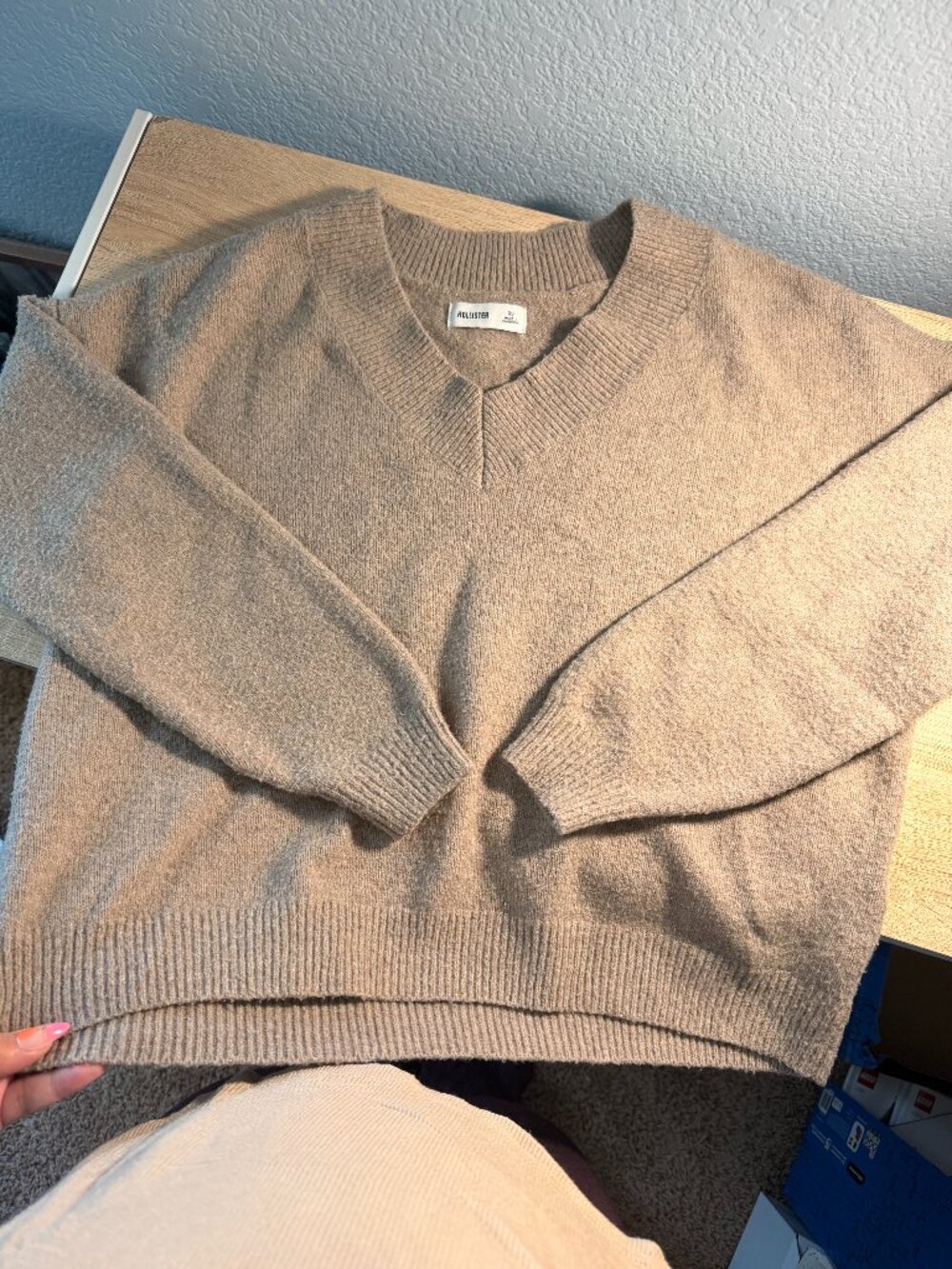 Hollister Light brown v neck sweater